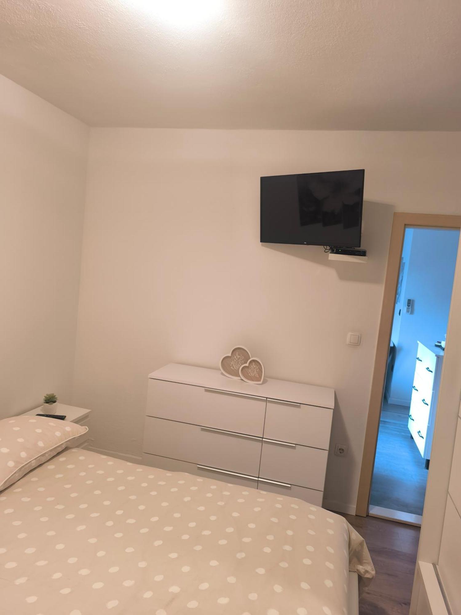 Apartman Rex Svinisce Номер фото