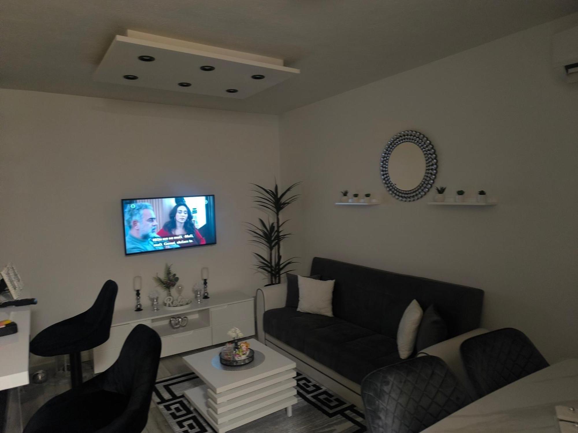 Apartman Rex Svinisce Экстерьер фото